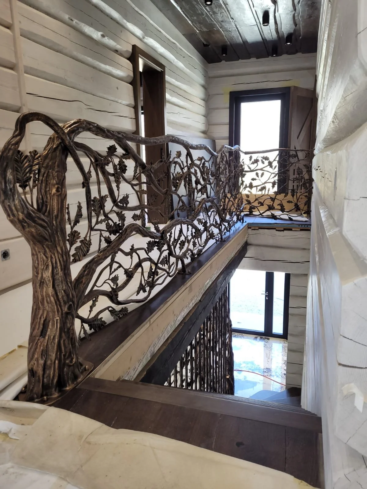 Balustrada Drzewo - Leśna Antresola w Drewnianym Domu