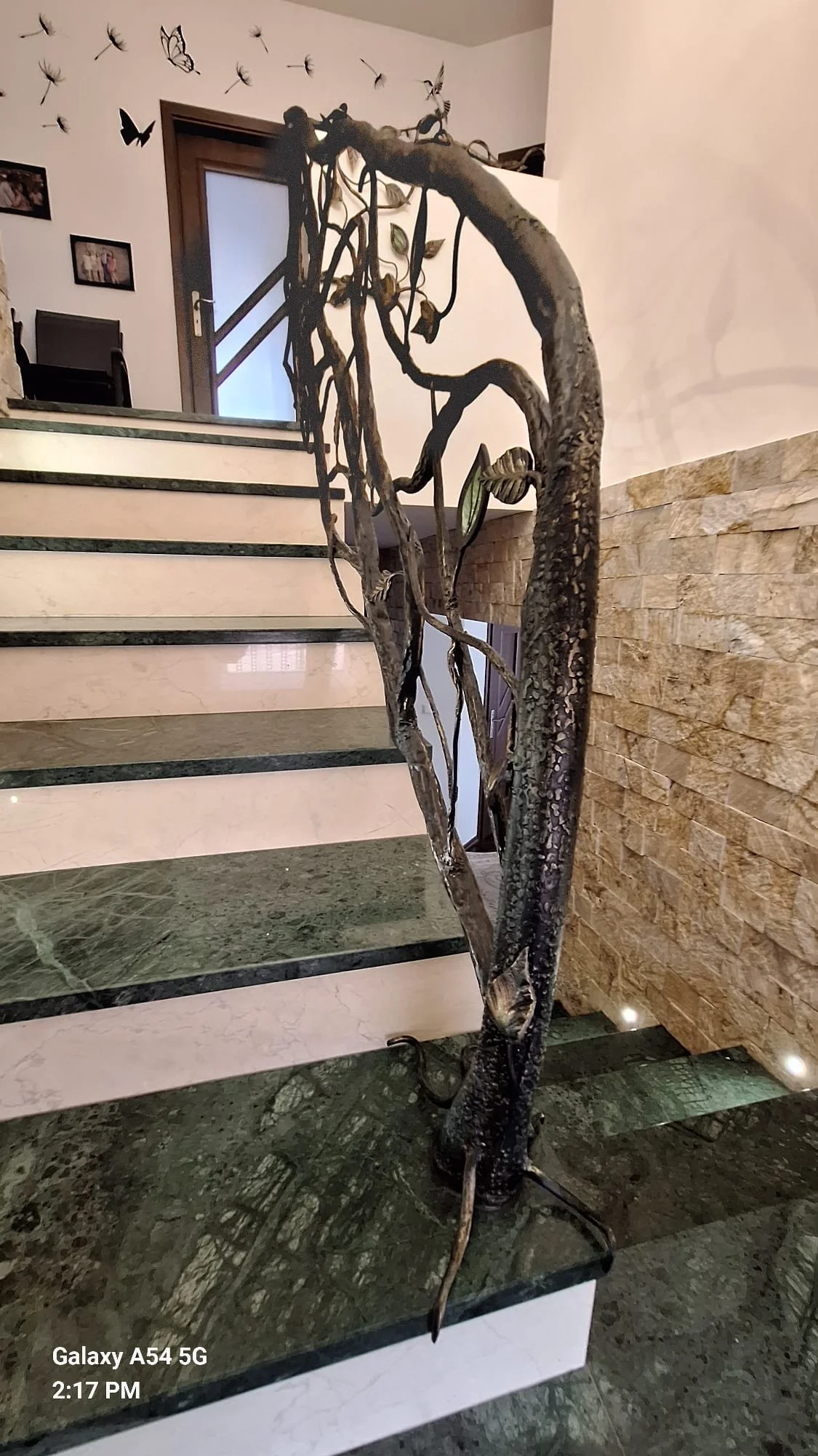 Balustrada 'Gałąź' - Detal Faktury Korowej