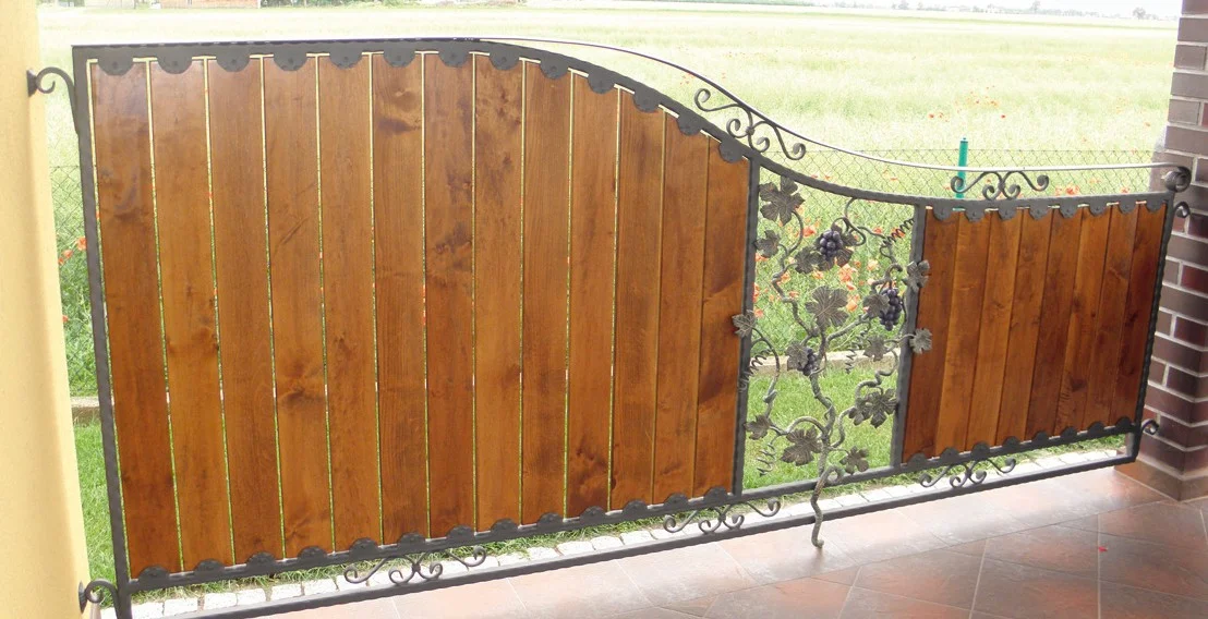 Balustrada Tarasowa - Detal Winorośli i Drewna