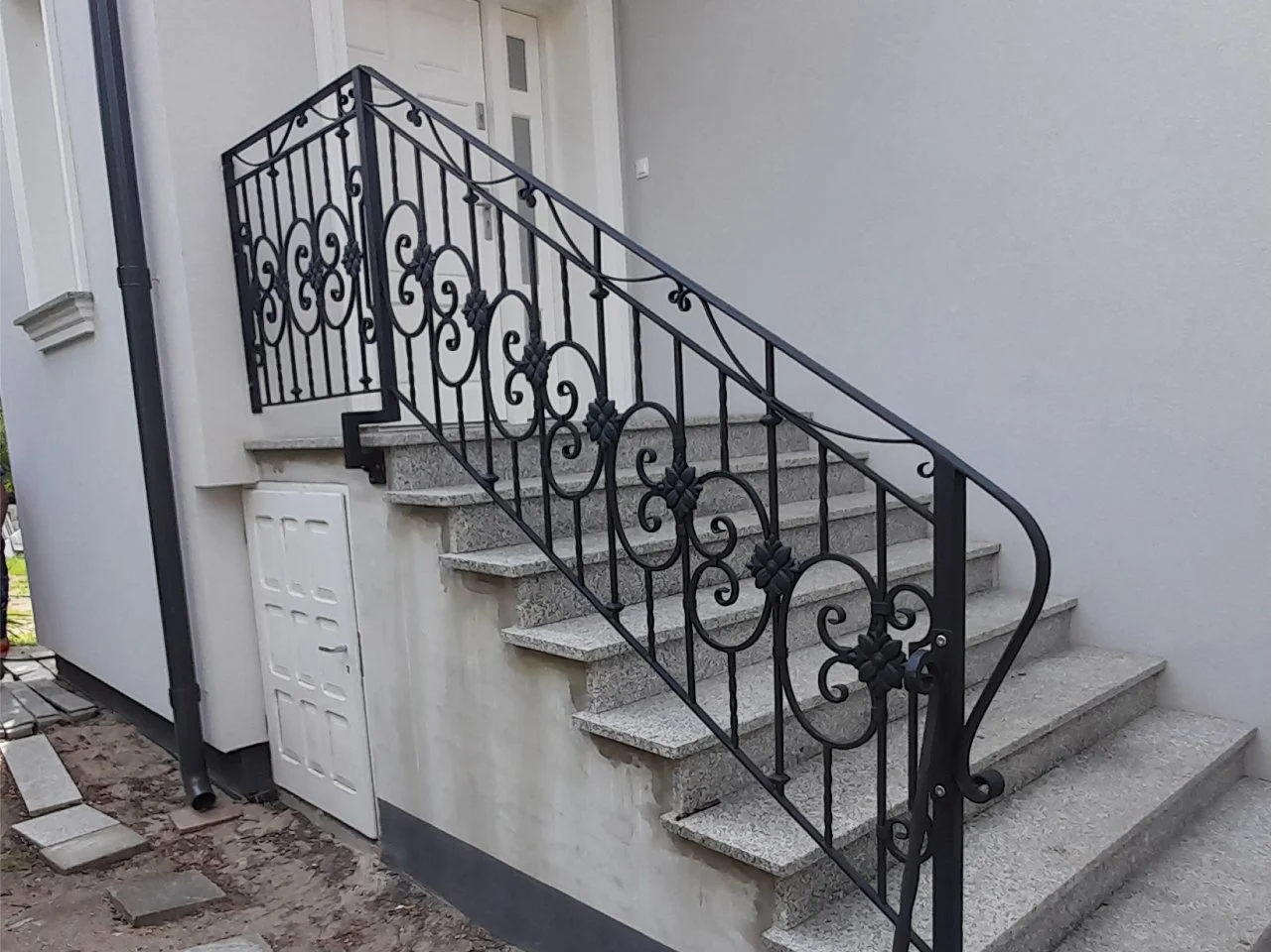 Balustrada zewnętrzna schody - Wyroby kute