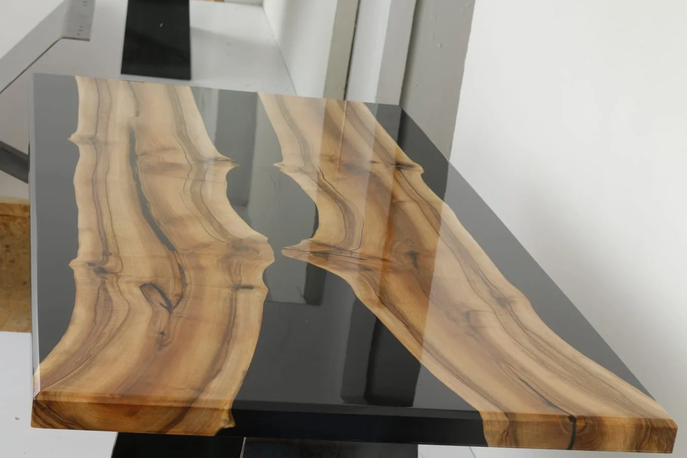 Blat stołu z żywicy epoksydowej - Widok z góry