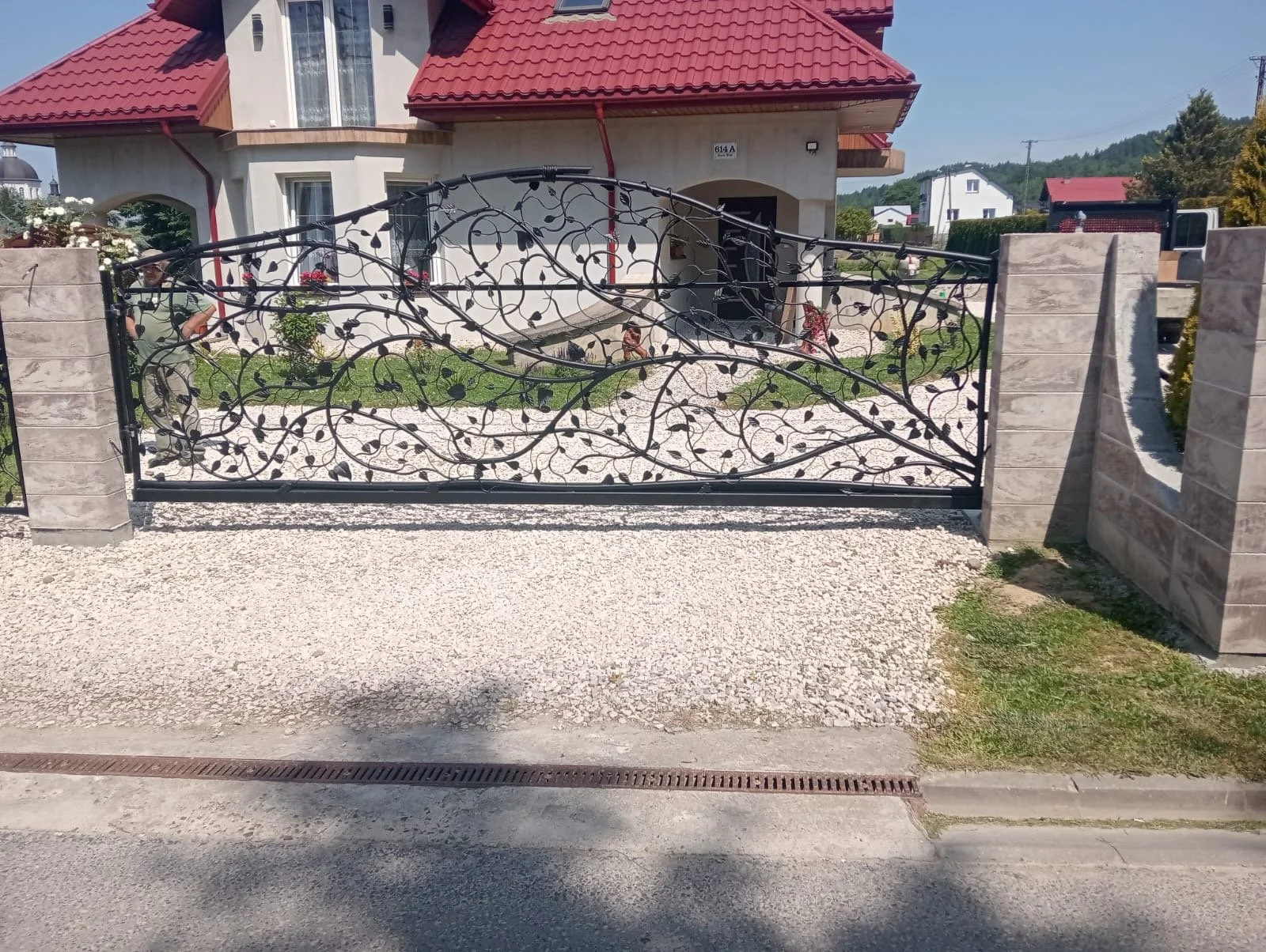 Brama Przesuwna - Organiczne Pnącza