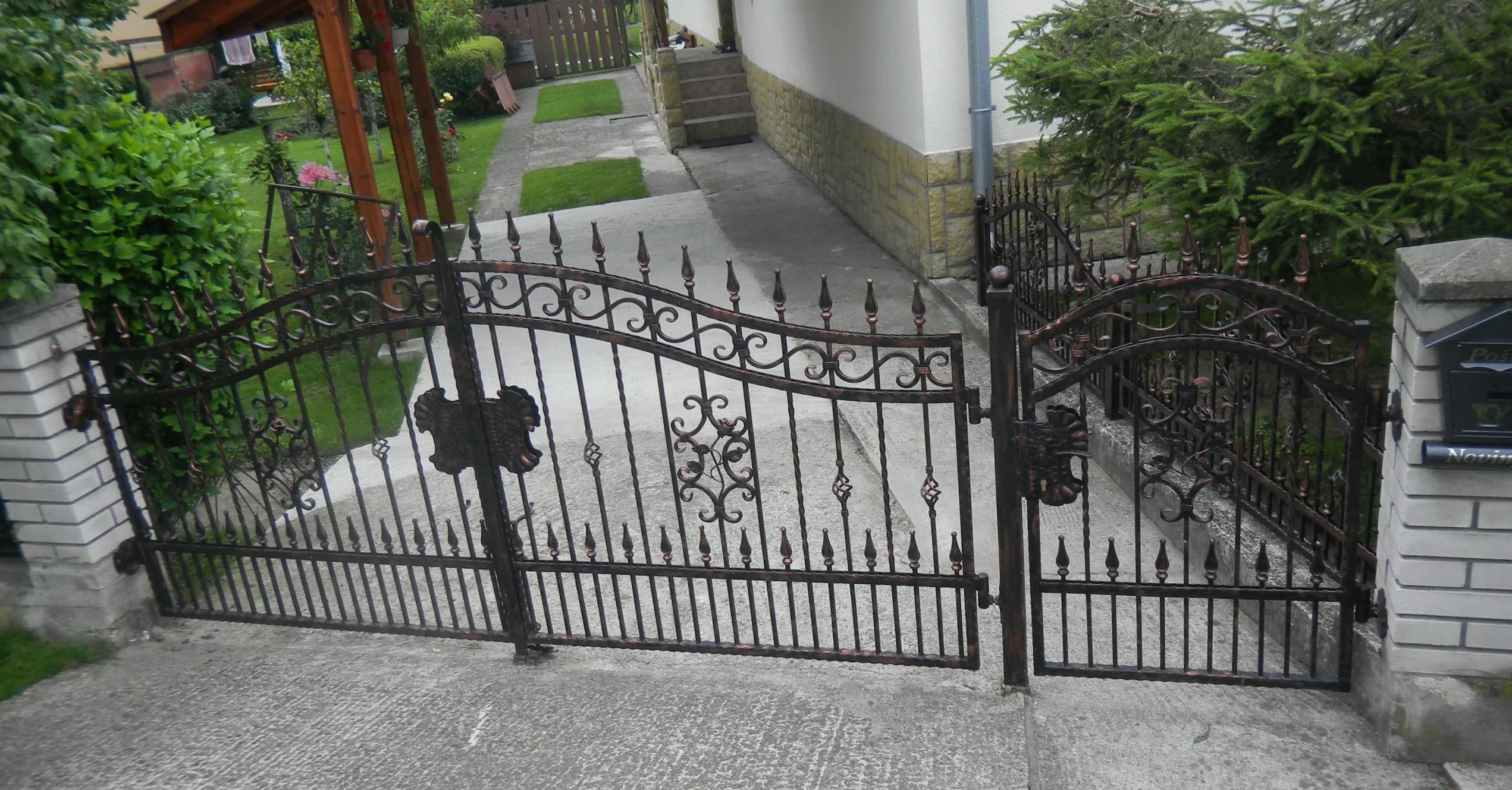 Brama Kuta Uchylna Model BU89