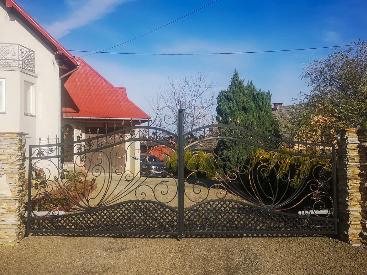 Brama Wjazdowa - Kratownica i Secesja