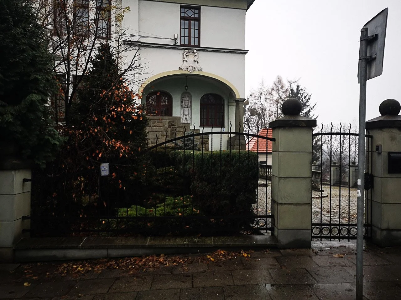 Brama kuta wjazdowa - Styl pałacowy