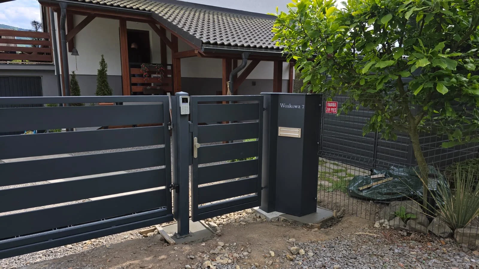 Brama Modern - Profil boczny i jakość