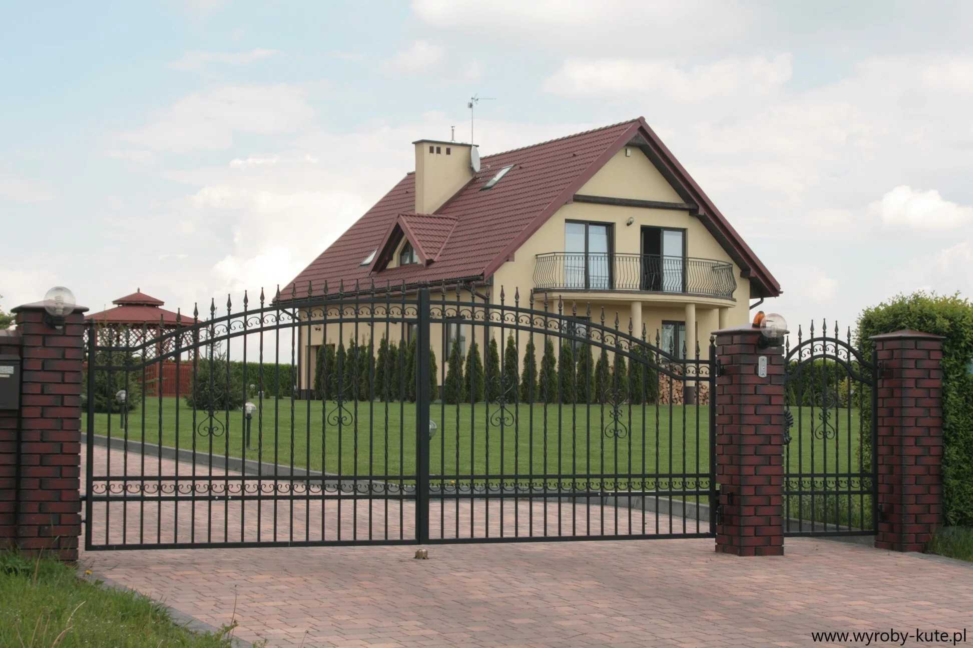 Brama Przesuwna Fala - Długa Czarna