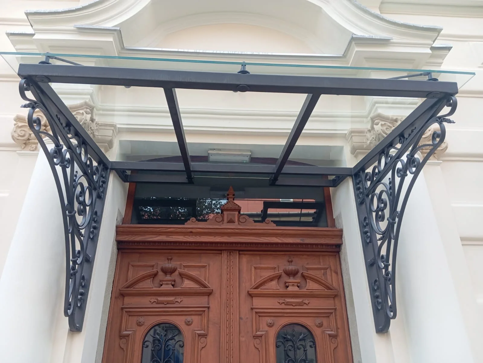 Daszek Kuty Klasyczny - Detal Konsoli (Widok z Dołu)