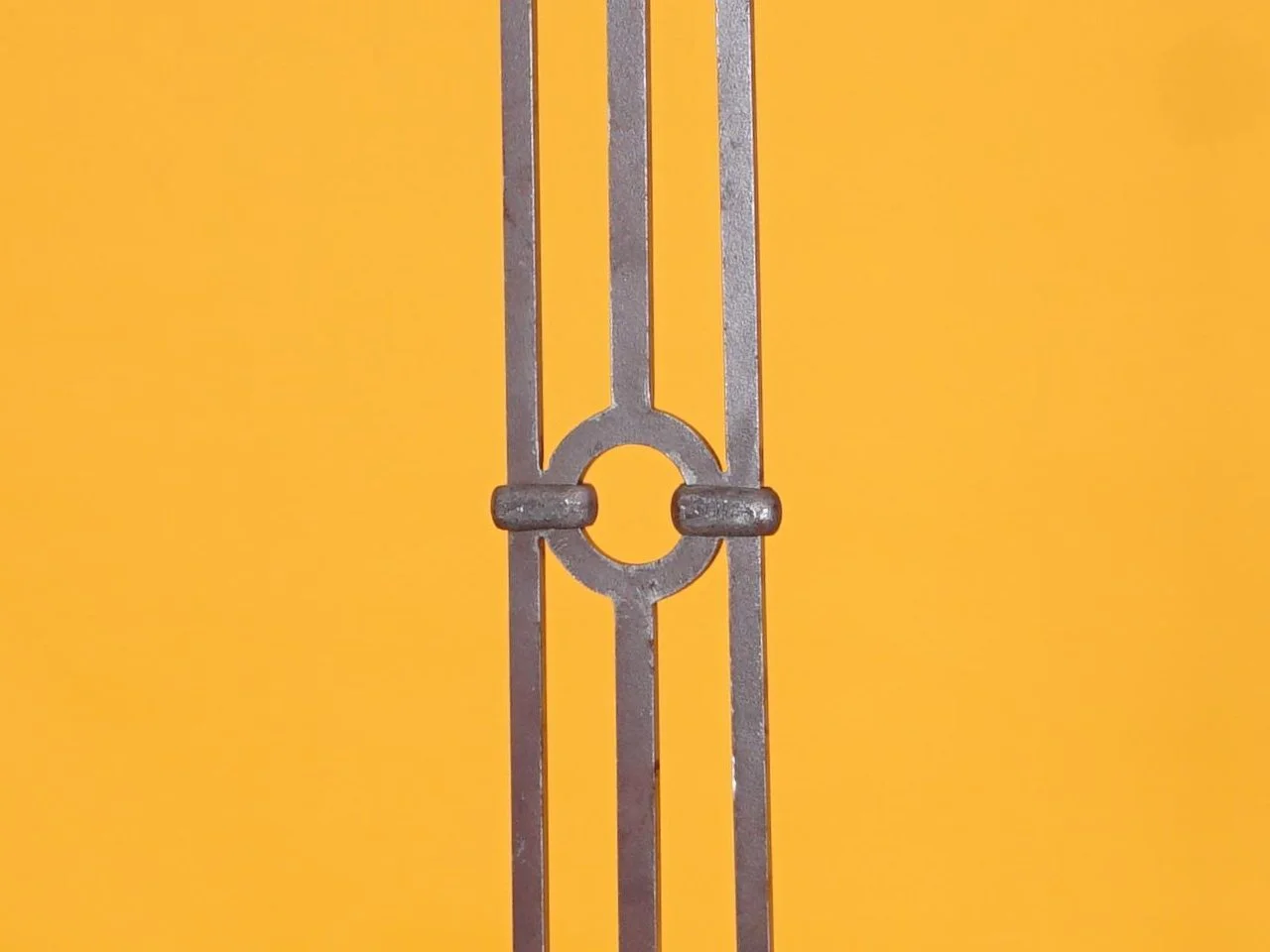 Detal centralny tralki - Pierścień ozdobny