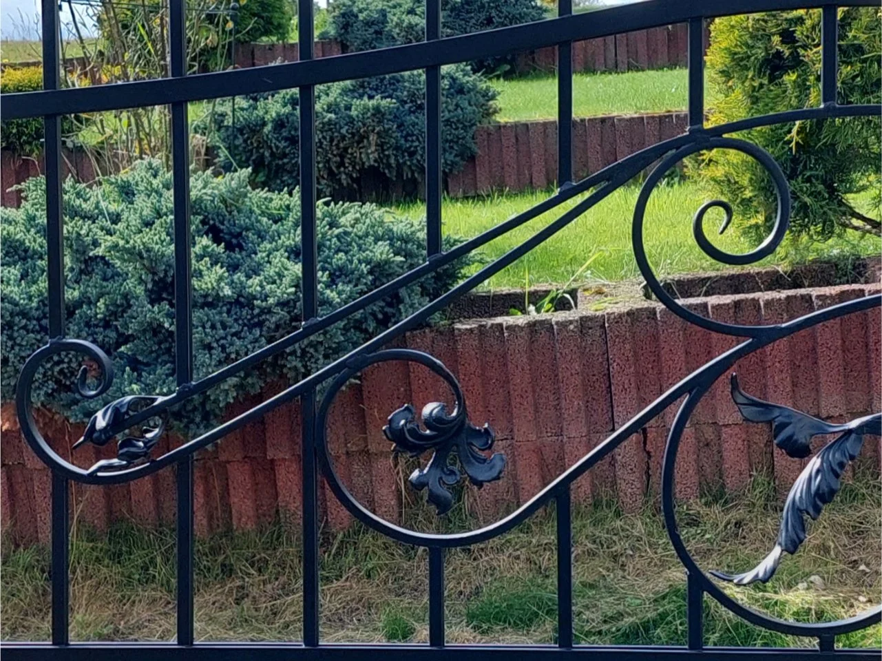 Detal Esownicy i Kutego Liścia