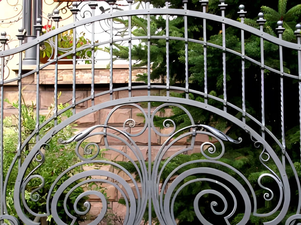 Detal Kutej Bramy - Spirale i Groty