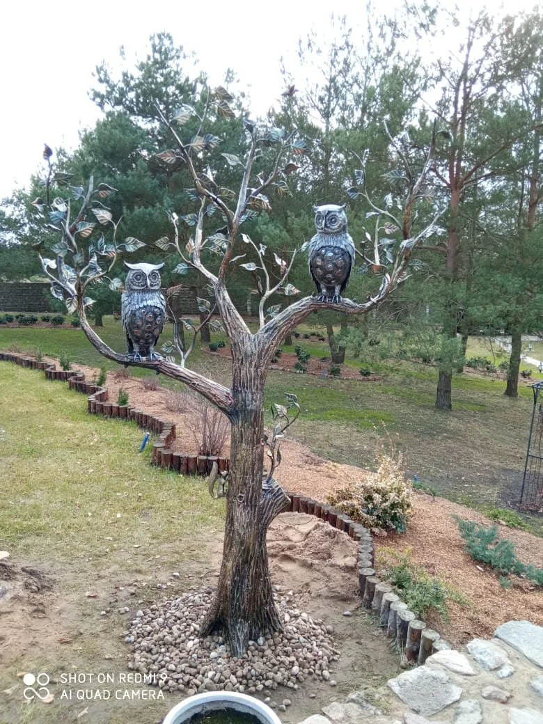 Rzeźba Ogrodowa - Drzewo z Sowami