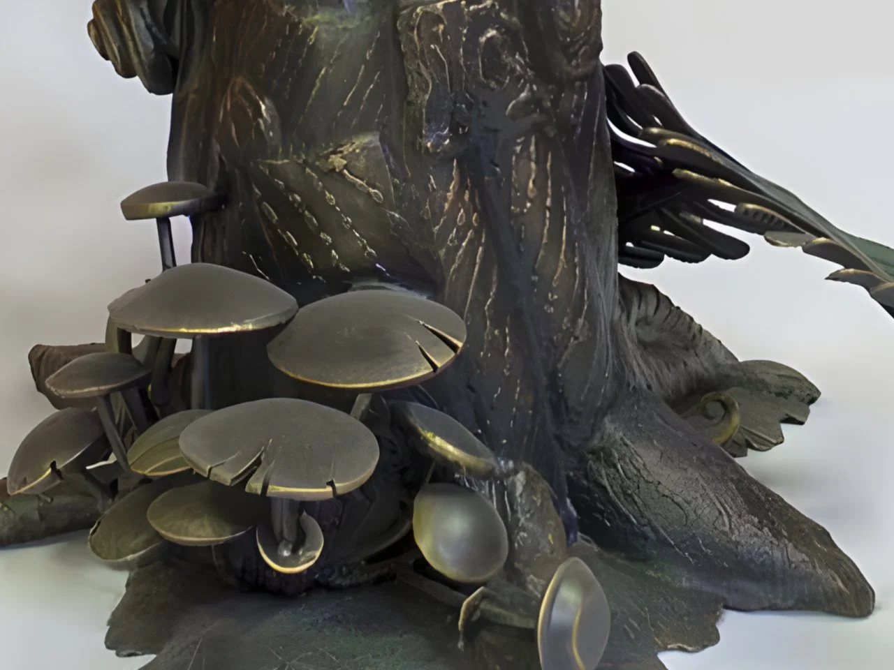 Detal podstawy - Grzyby stalowe rzeźba