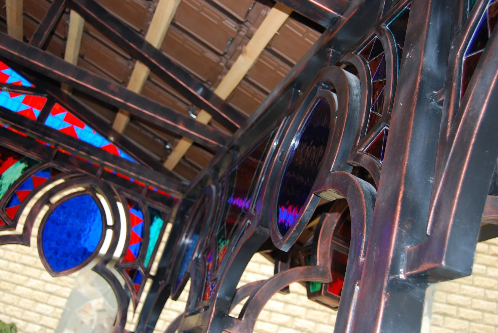 Konstrukcja Altany Kutej z Witrażem