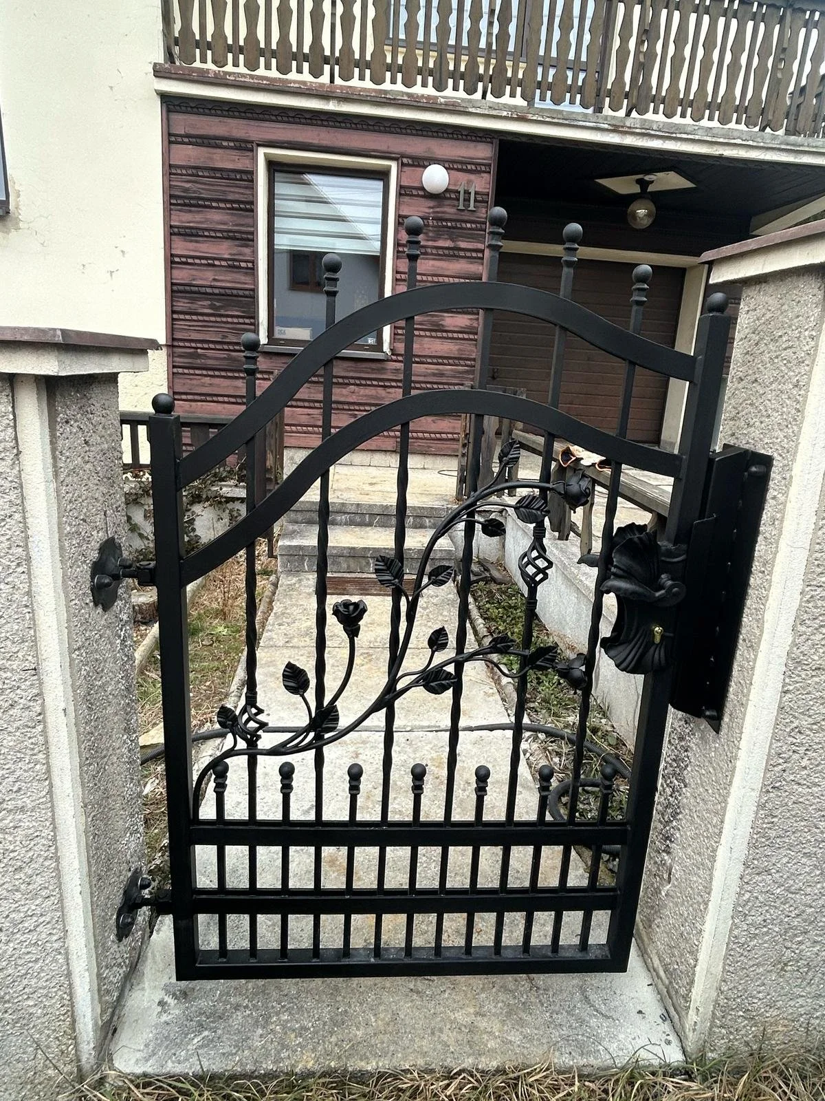 Furtka Kuta - Róże i Łuki