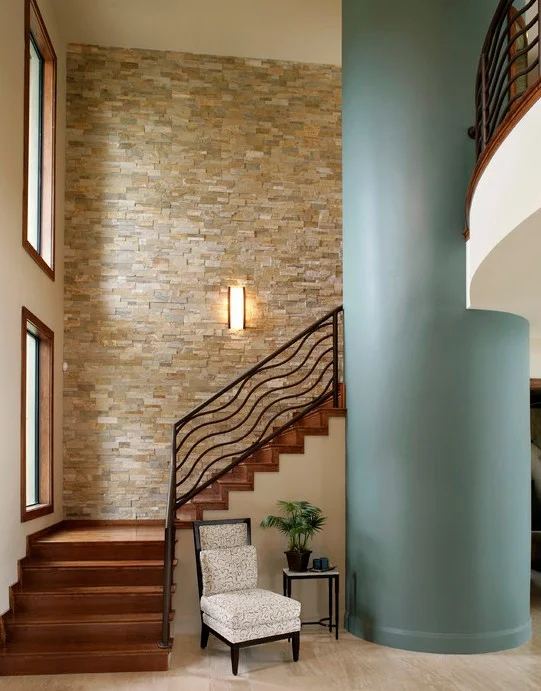 Okładzina Kamienna - Klatka Schodowa