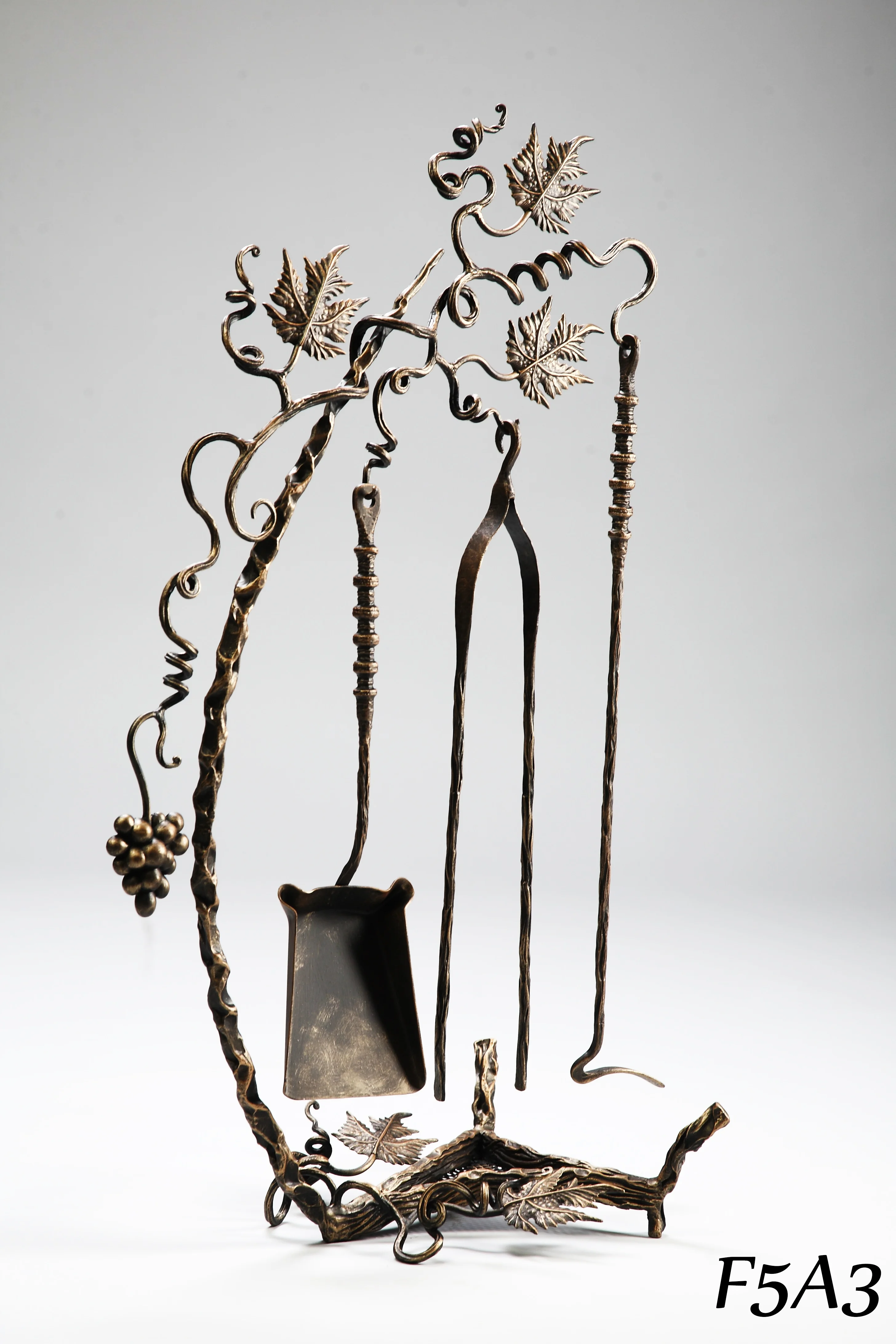 Kosz na drewno 'Motyl' żółty (z drewnem)