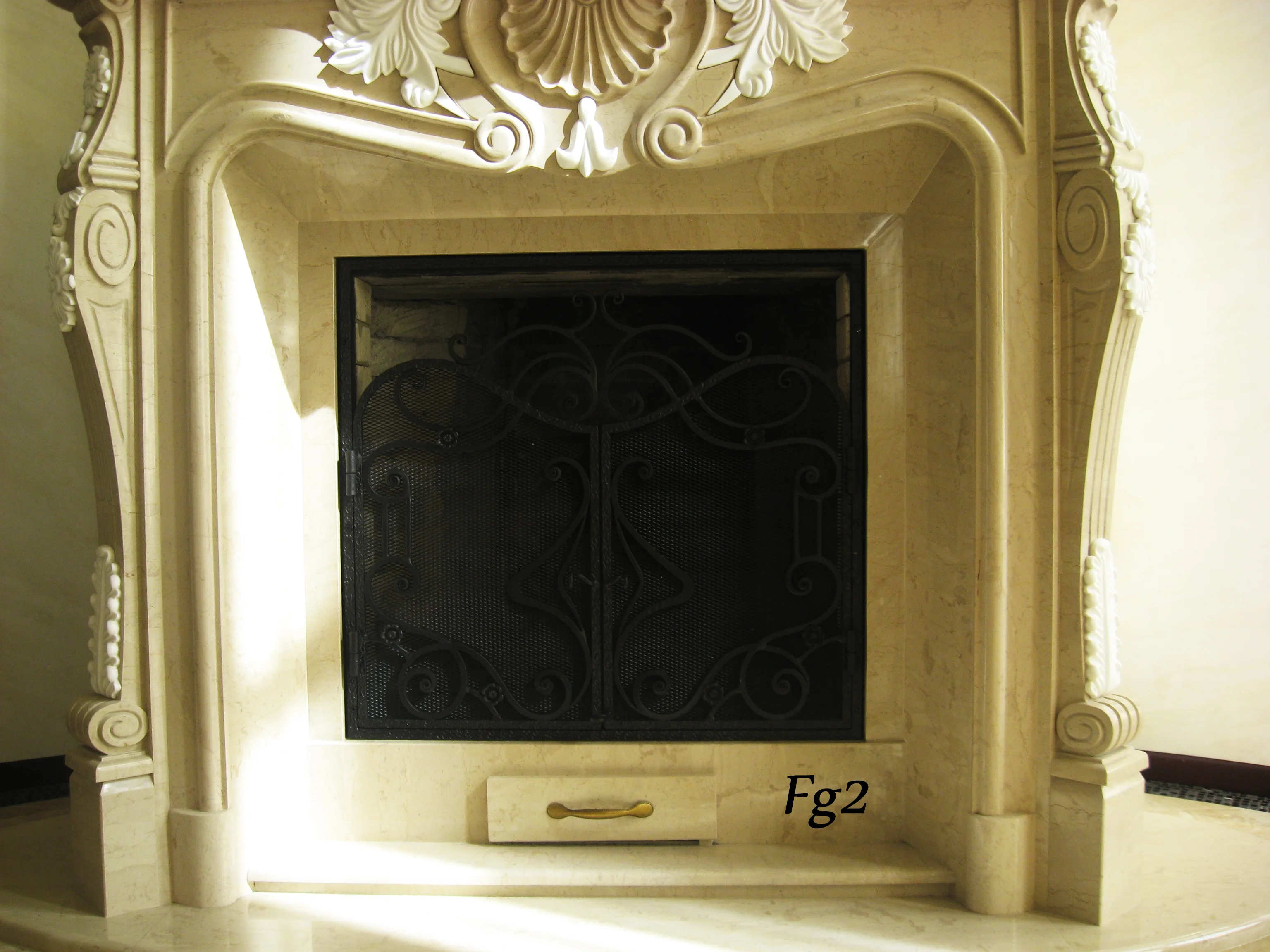 Kosz na śmieci/popielnica kuta z pokrywą