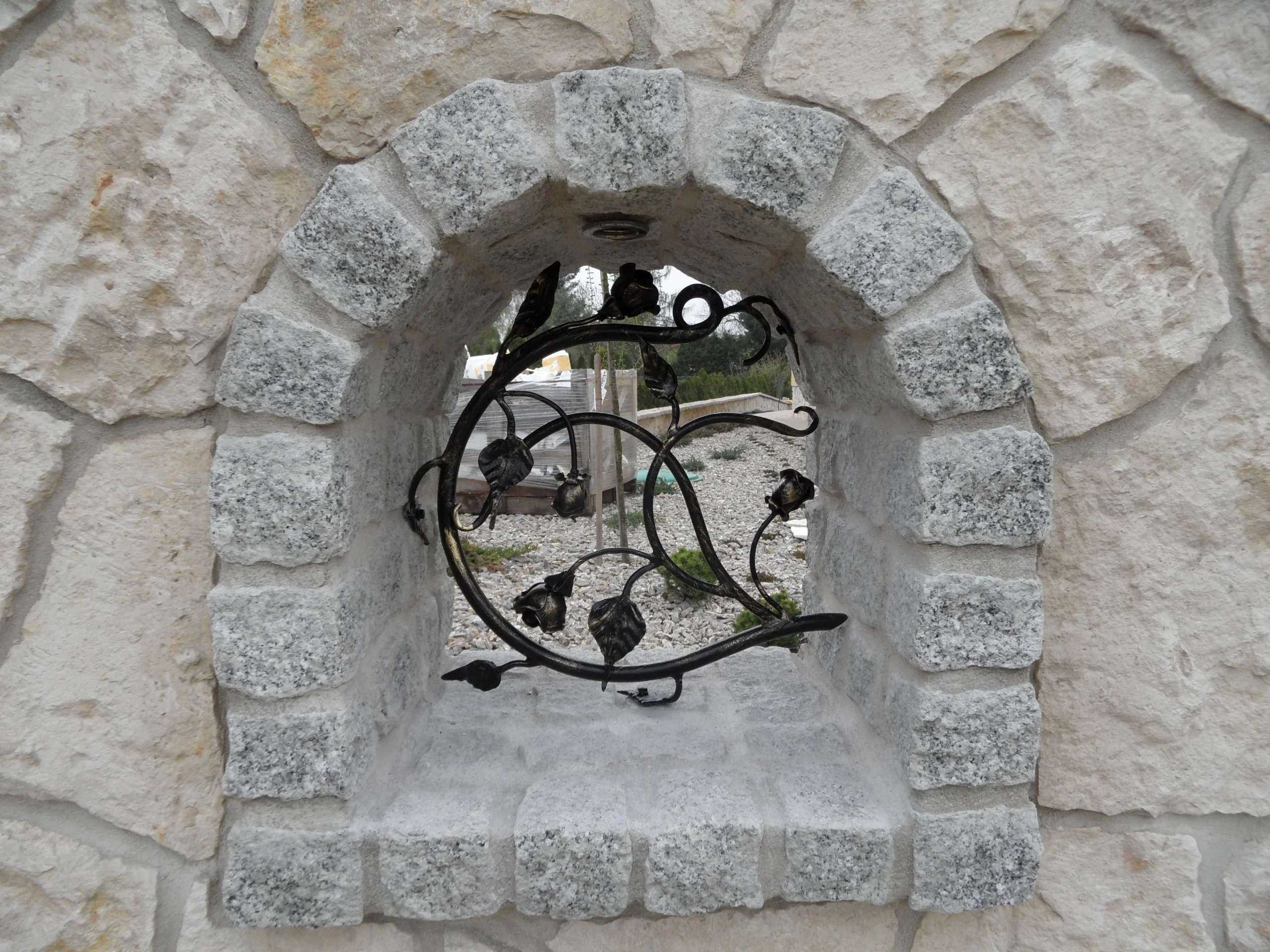 Krata Kuta Okienna (Róże)