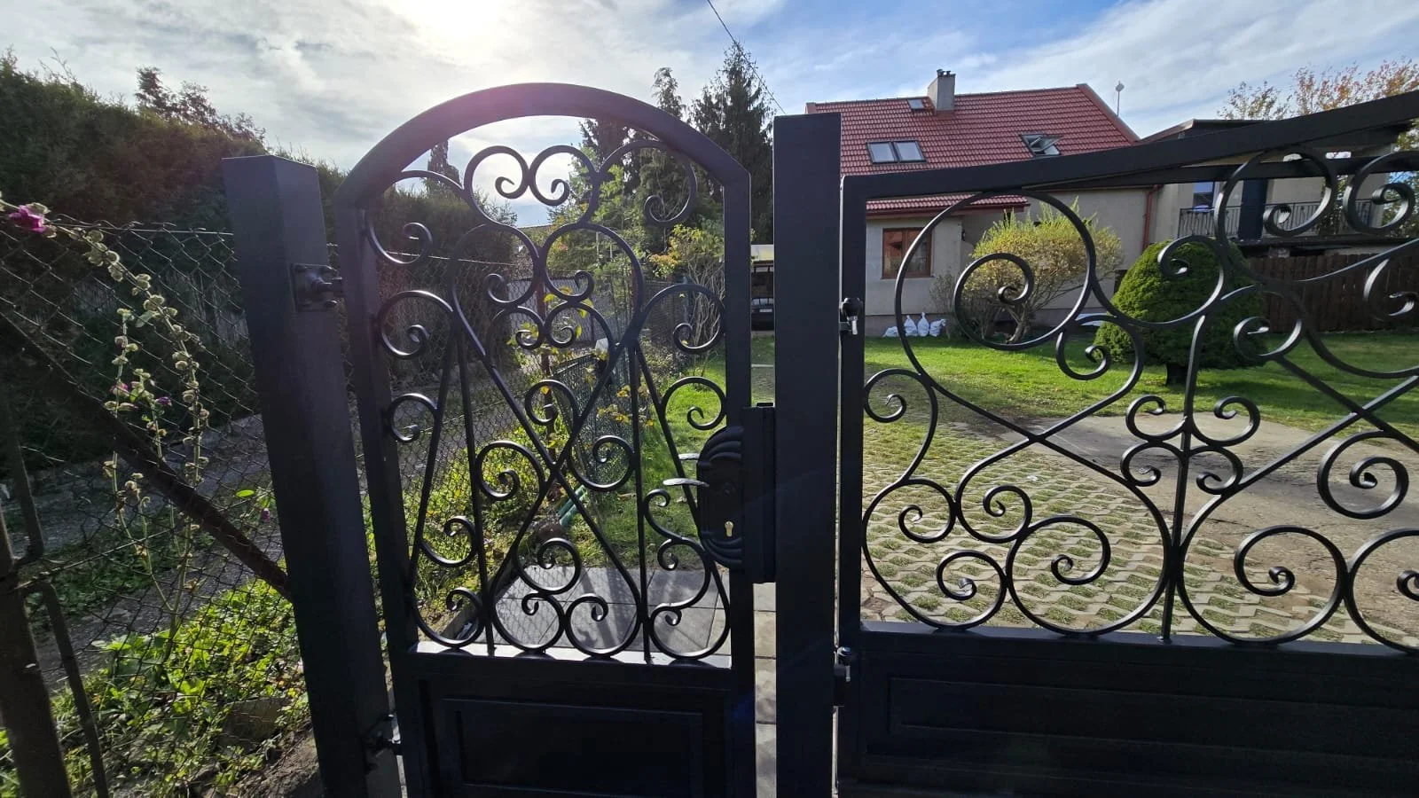 Kuta Brama Czarna – Zbliżenie na Furtkę