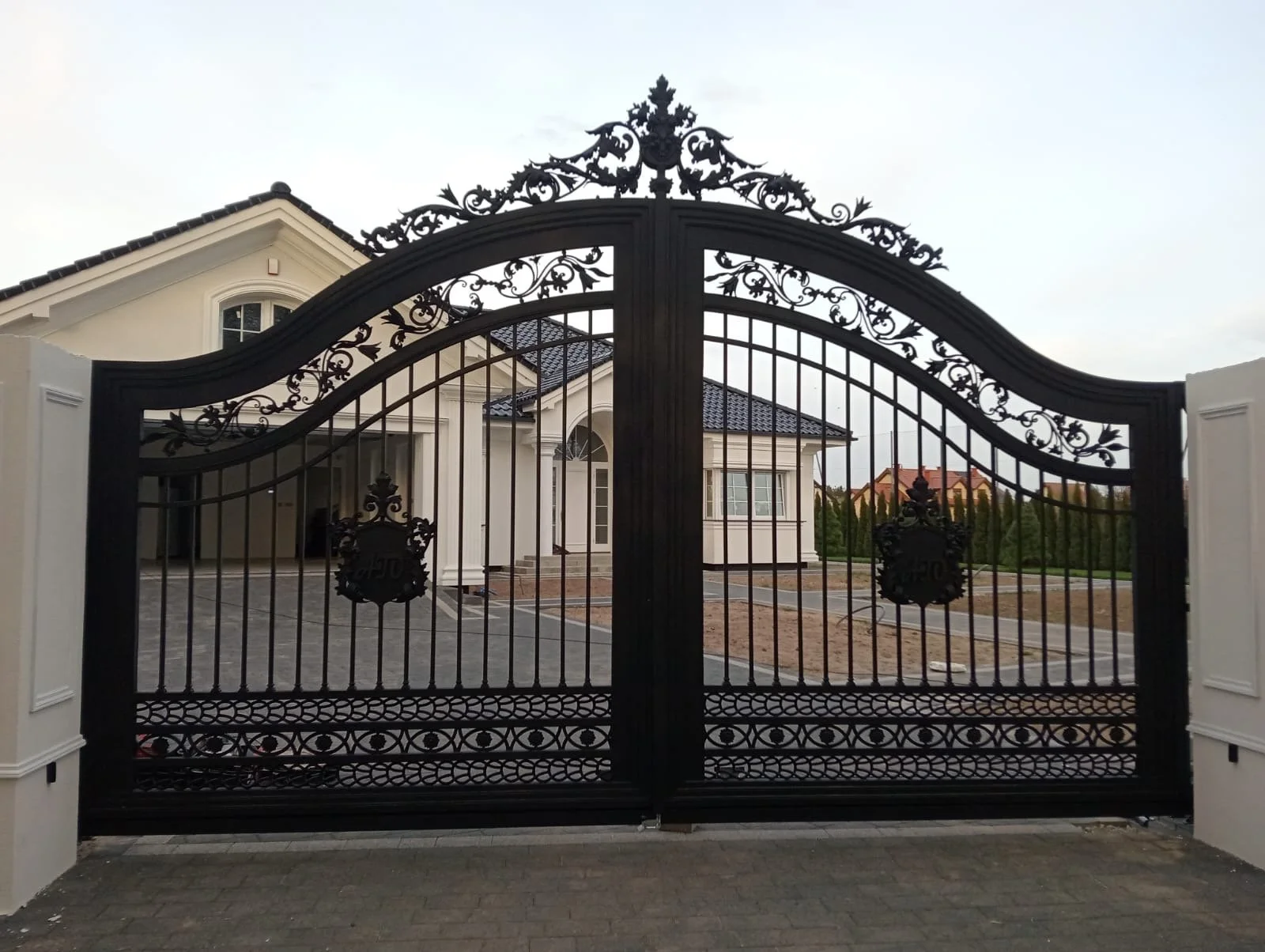 Brama Rezydencjonalna - Klasyczna Czerń