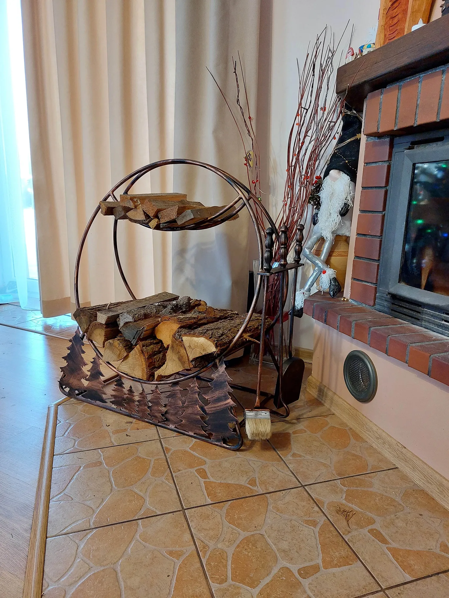 Stojak na Drewno - Motyw Lasu