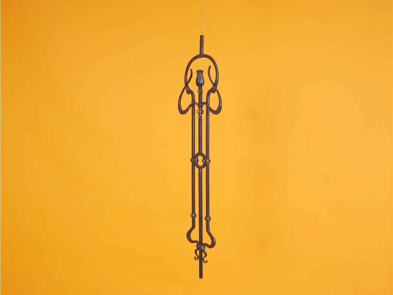 Kuty ornament pionowy - Detal roślinny