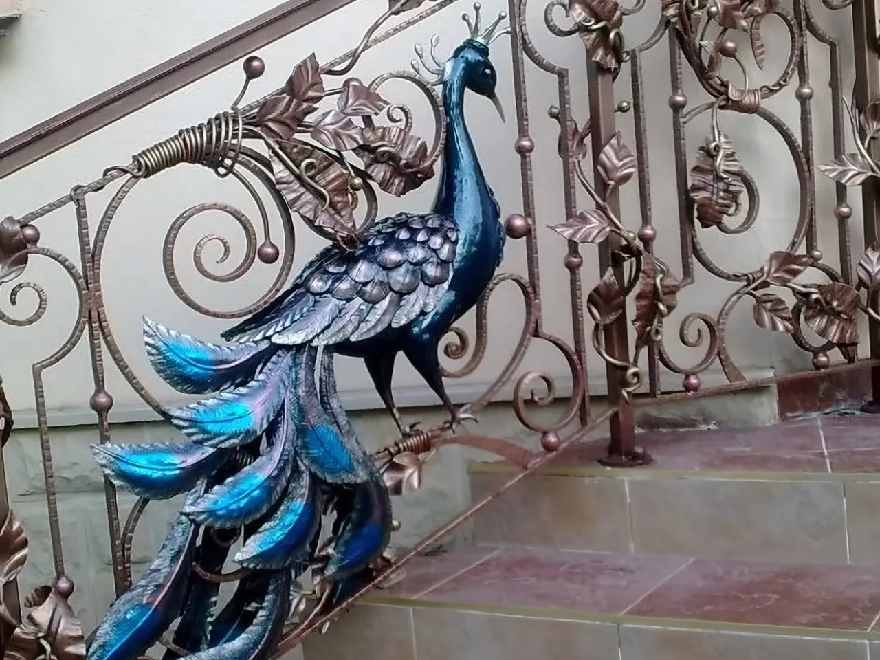 Kuty Paw - Detal Metaloplastyki Artystycznej