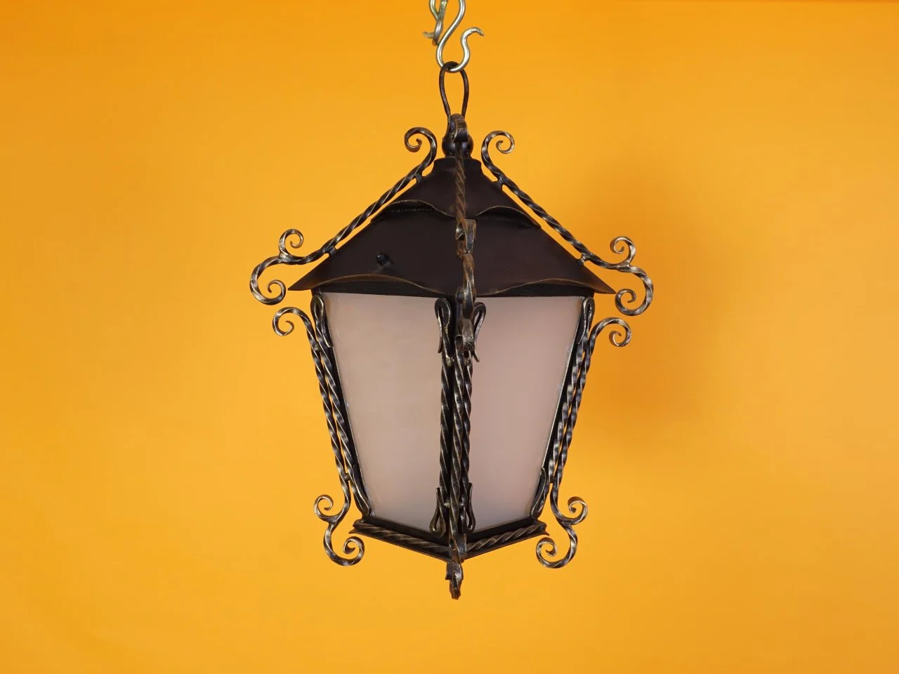 Lampion kuty wnętrzowy - Widok front