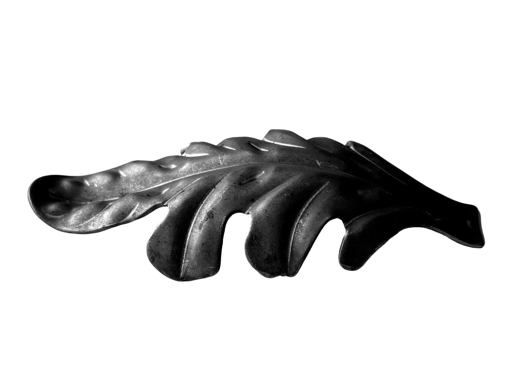 Liść Dębu Kuty Stalowy – Dekoracja Pozioma