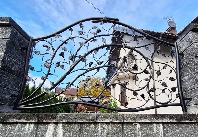 Liść Stalowy Kuty – Elegancki Detal Balustrady
