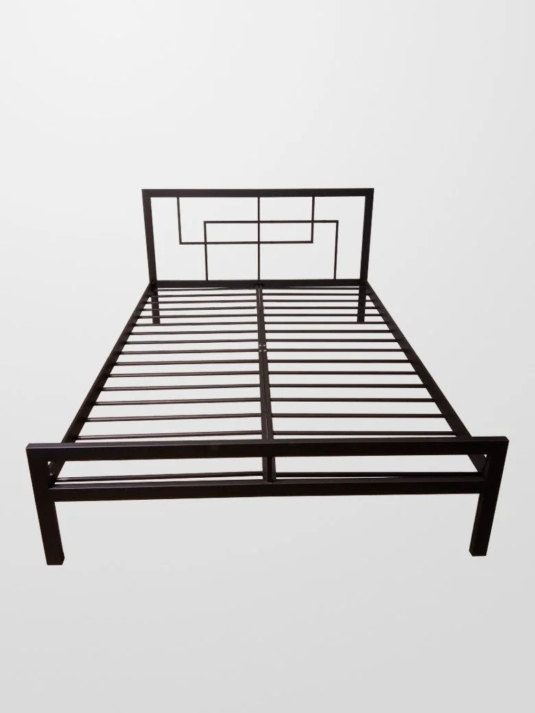 Łóżko Metalowe - Widok od strony nóg