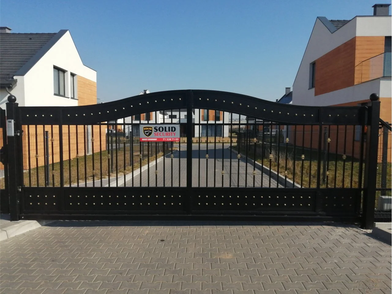 Nowoczesna brama automatyczna - Design