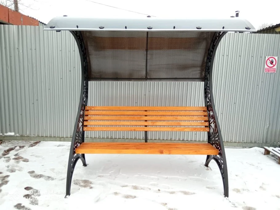 Nowoczesna ławka parkowa 'Serce' - Front