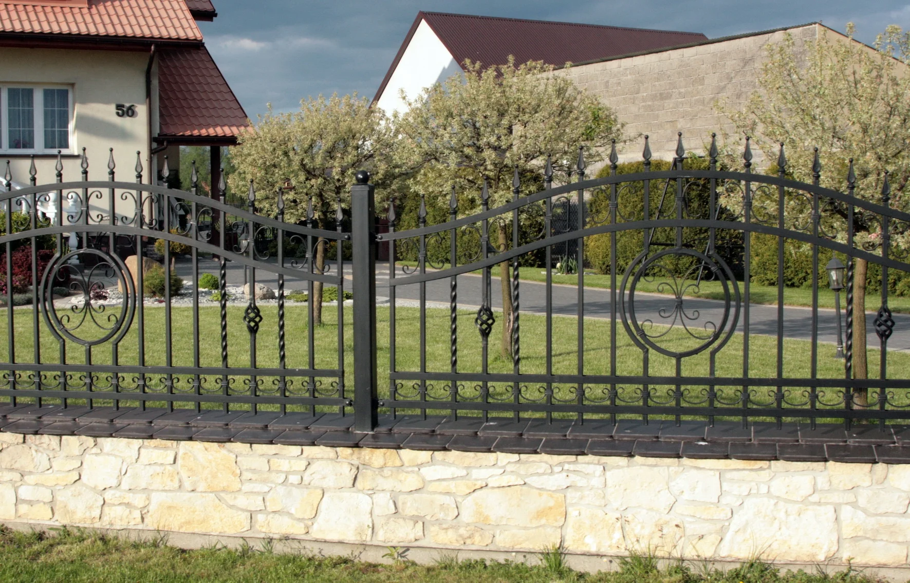 Ogrodzenie Kute Czarne - Kompletna Realizacja