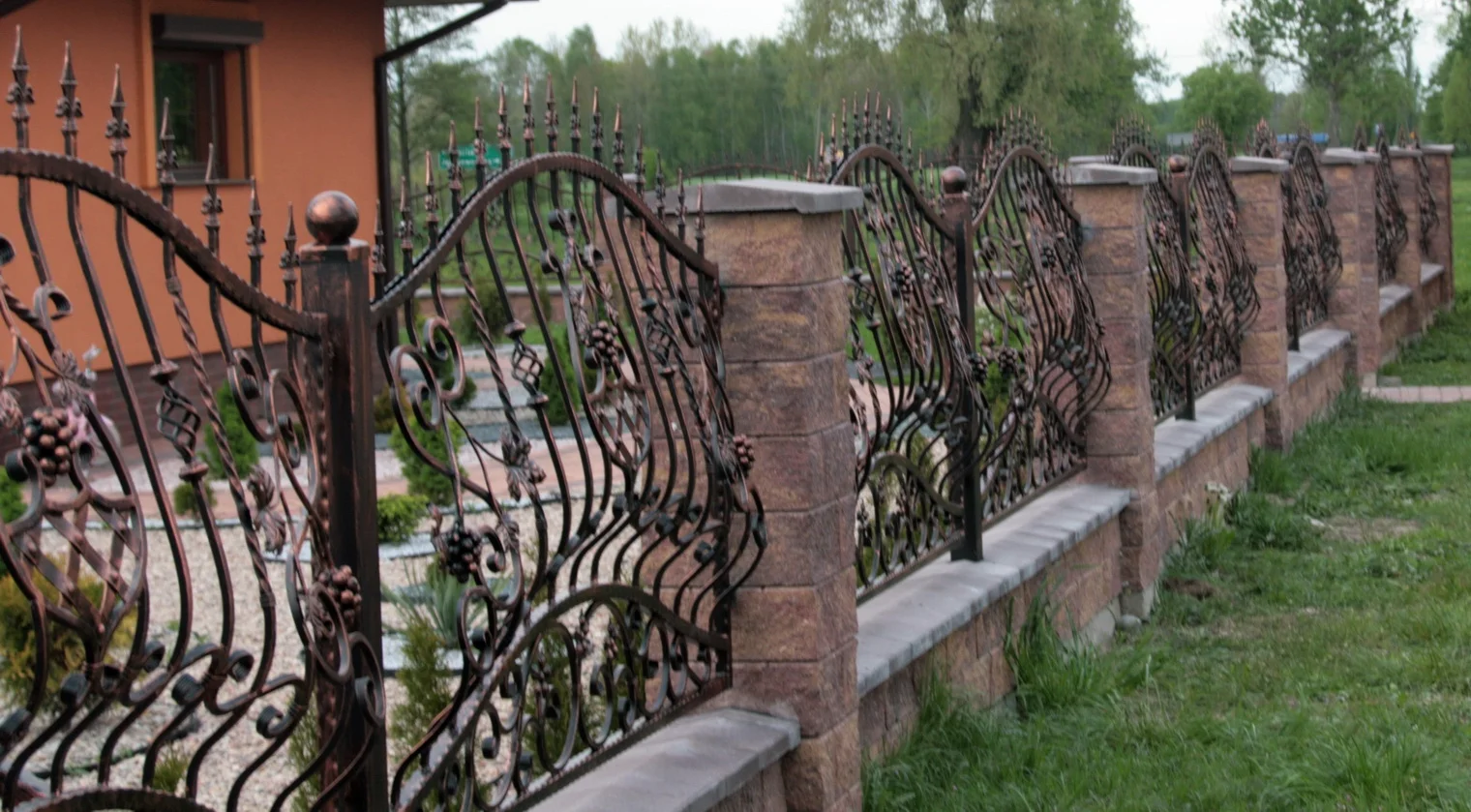 Ogrodzenie Kute Klasyczne - Szary Grafit