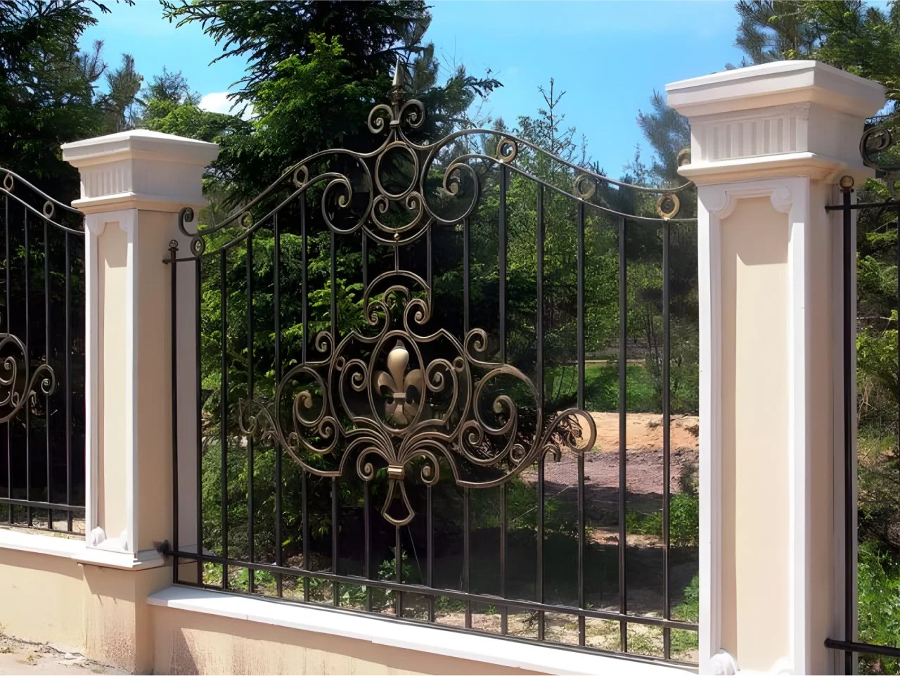 Ogrodzenie Kute - Motyw Lilii Fleur-de-lis