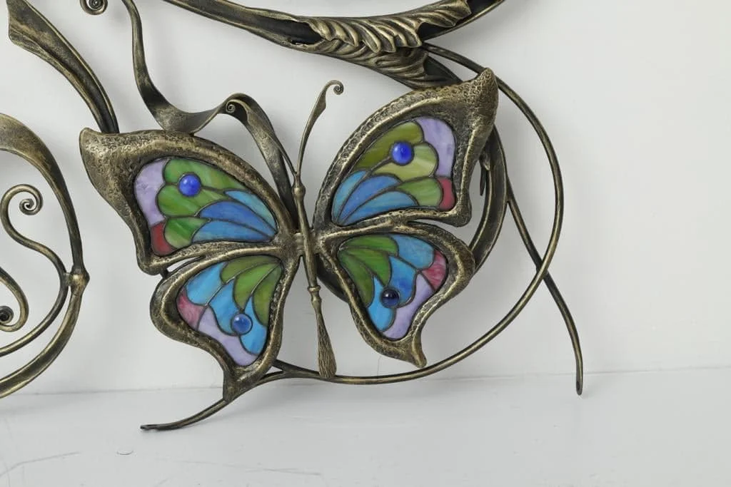 Ogrodzenie Wewnętrzne - Motyw Motyla z Witrażem