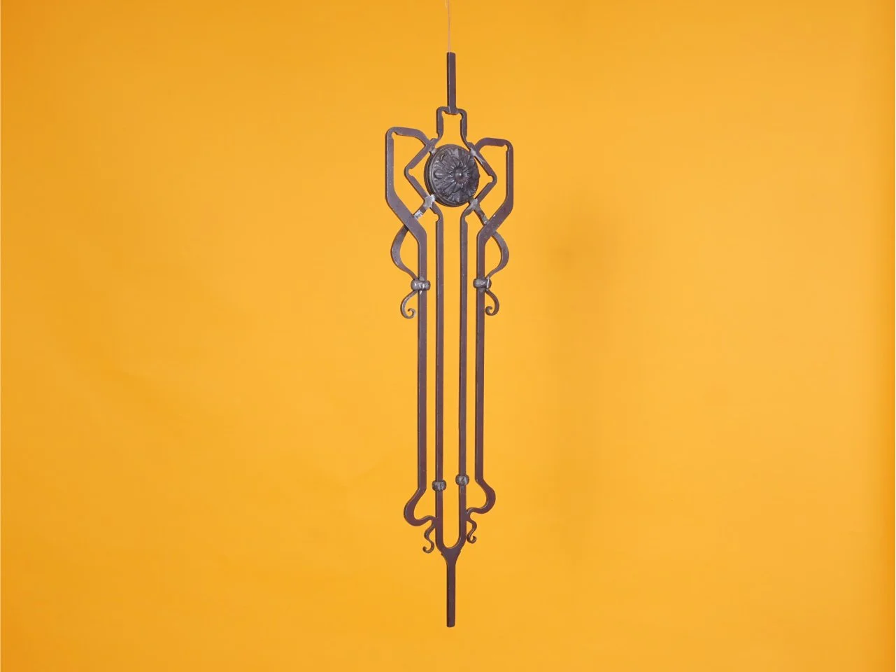 Ozdobna Tralka Kuta z Rozetą - Styl Secesyjny (Widok 4)