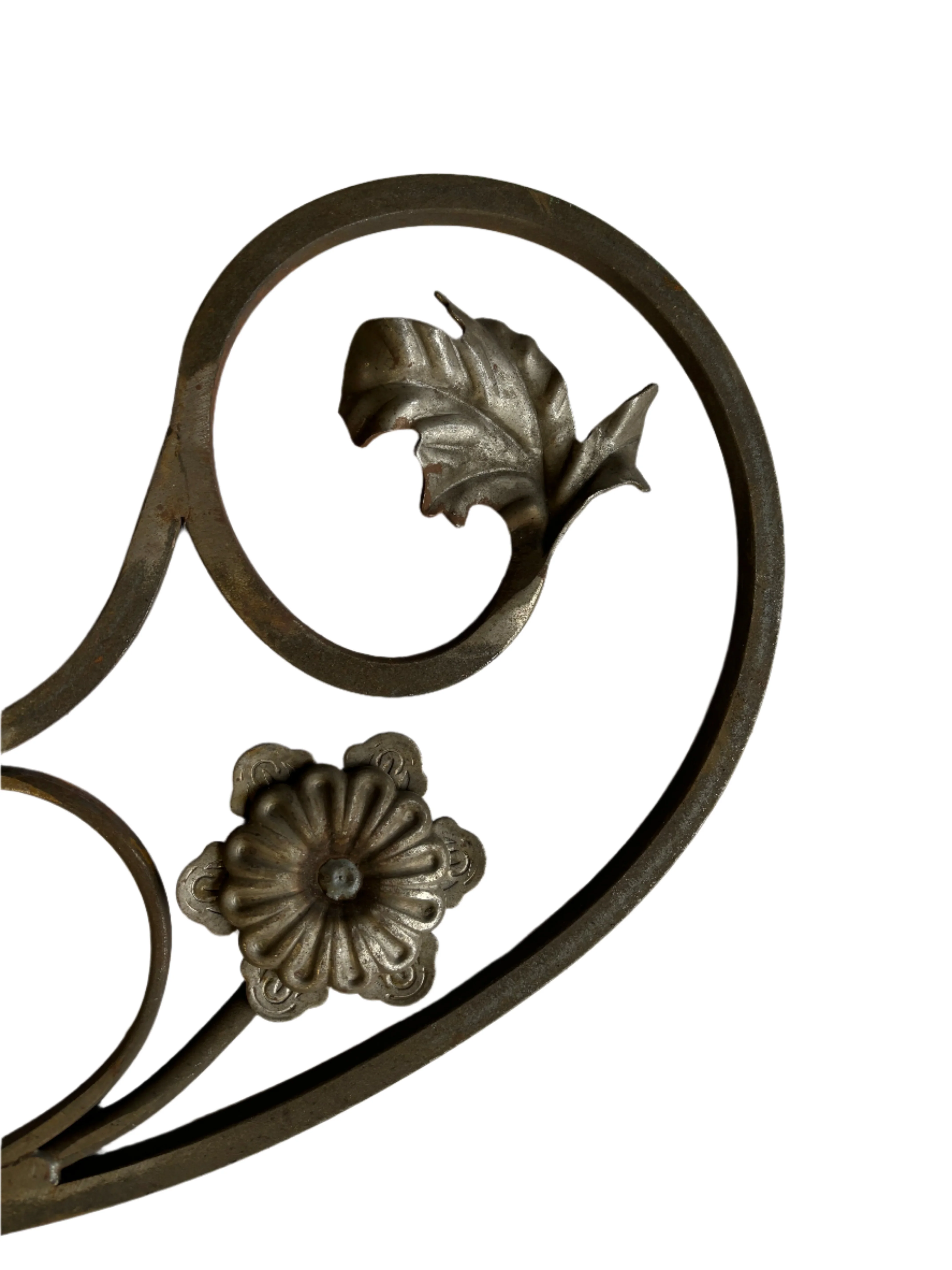 Ozdobny motyl kuty - Dekoracja ścienna