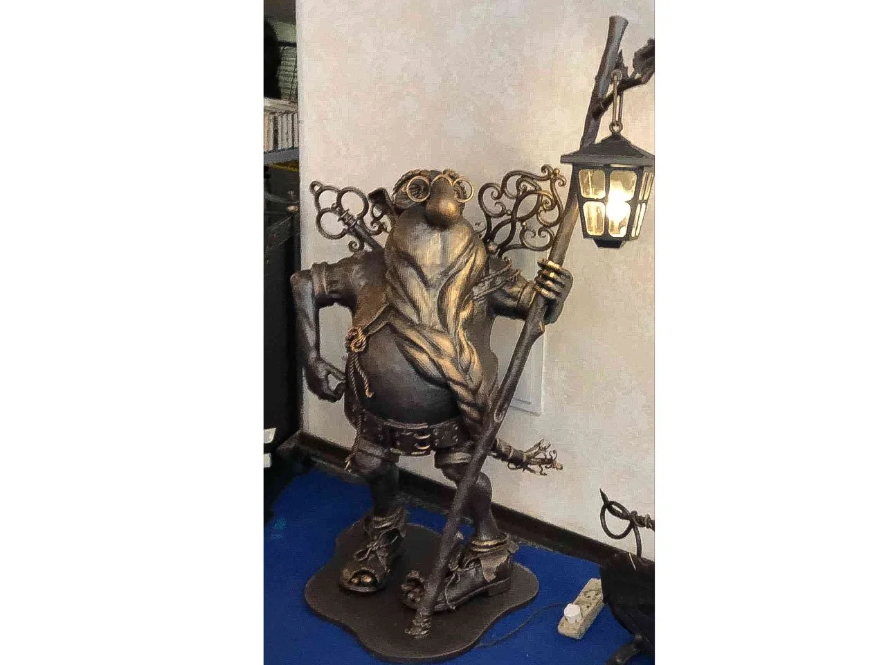 Rzeźba Krasnoluda - Widok Ogólny - Metaloplastyka