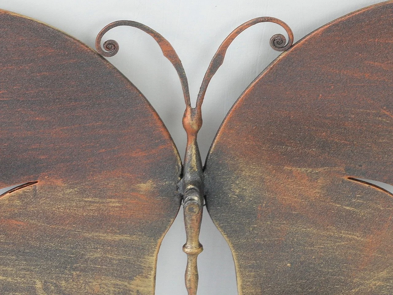 Rzeźba Motyla - Patynowana Stal i Szkło