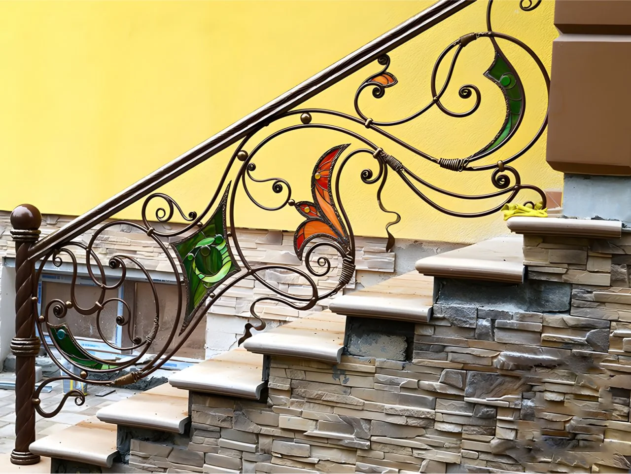 Schody Zewnętrzne - Balustrada z Witrażem