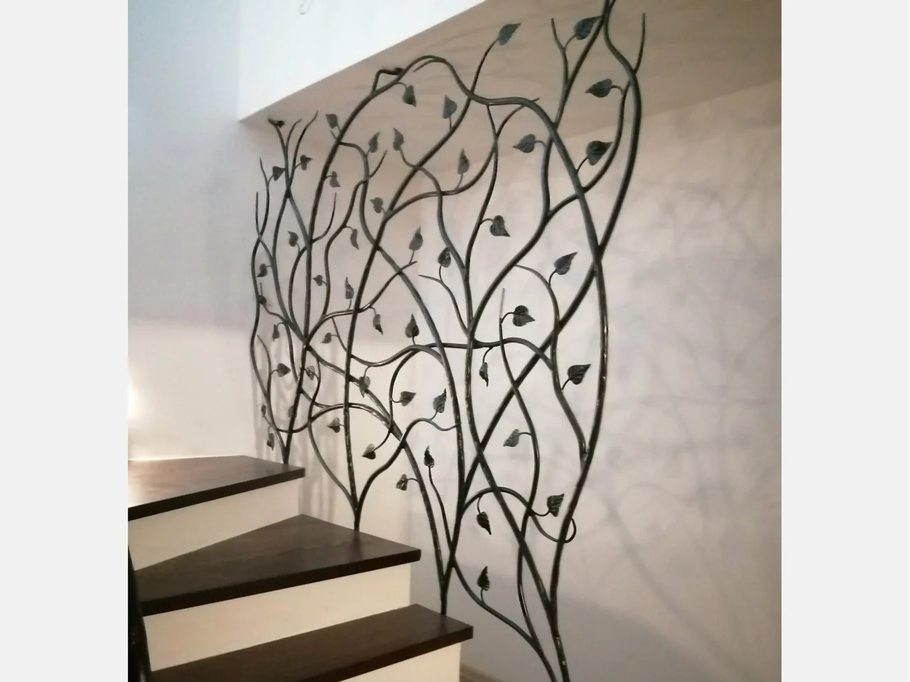 Ściana dekoracyjna kuta - Pnącza z metalu