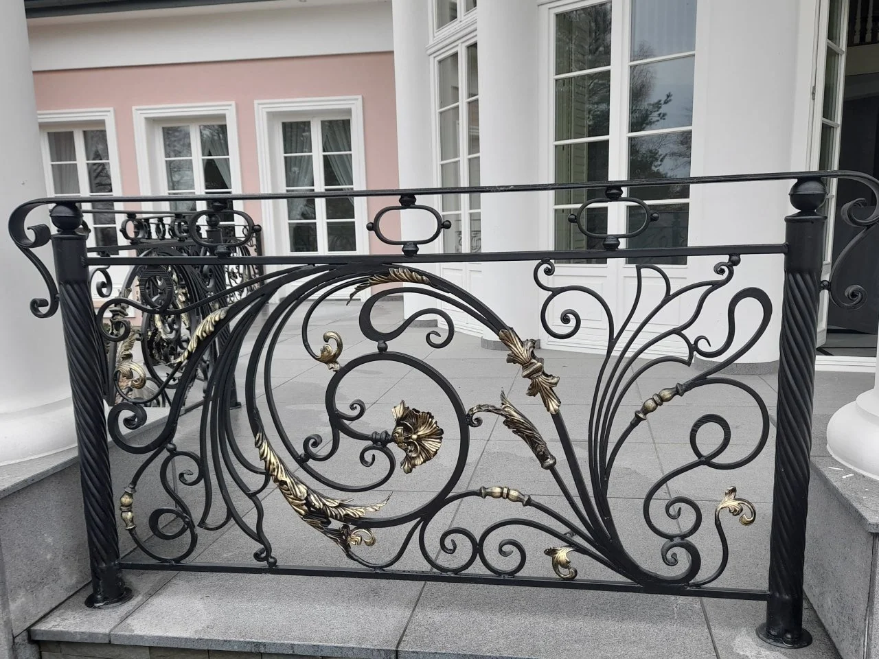 Segment Balustrady Kutej na Tarasie