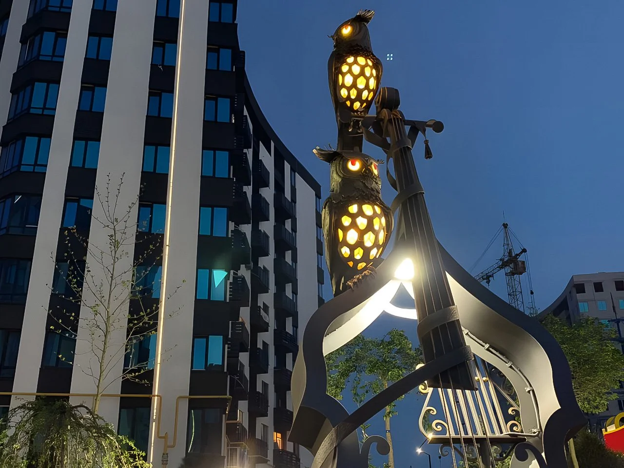 Sowa Kuta na Gałązce - Detal