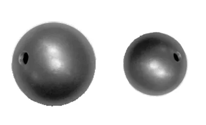 Stalowa kula pusta z otworem gwintowanym  fi 30