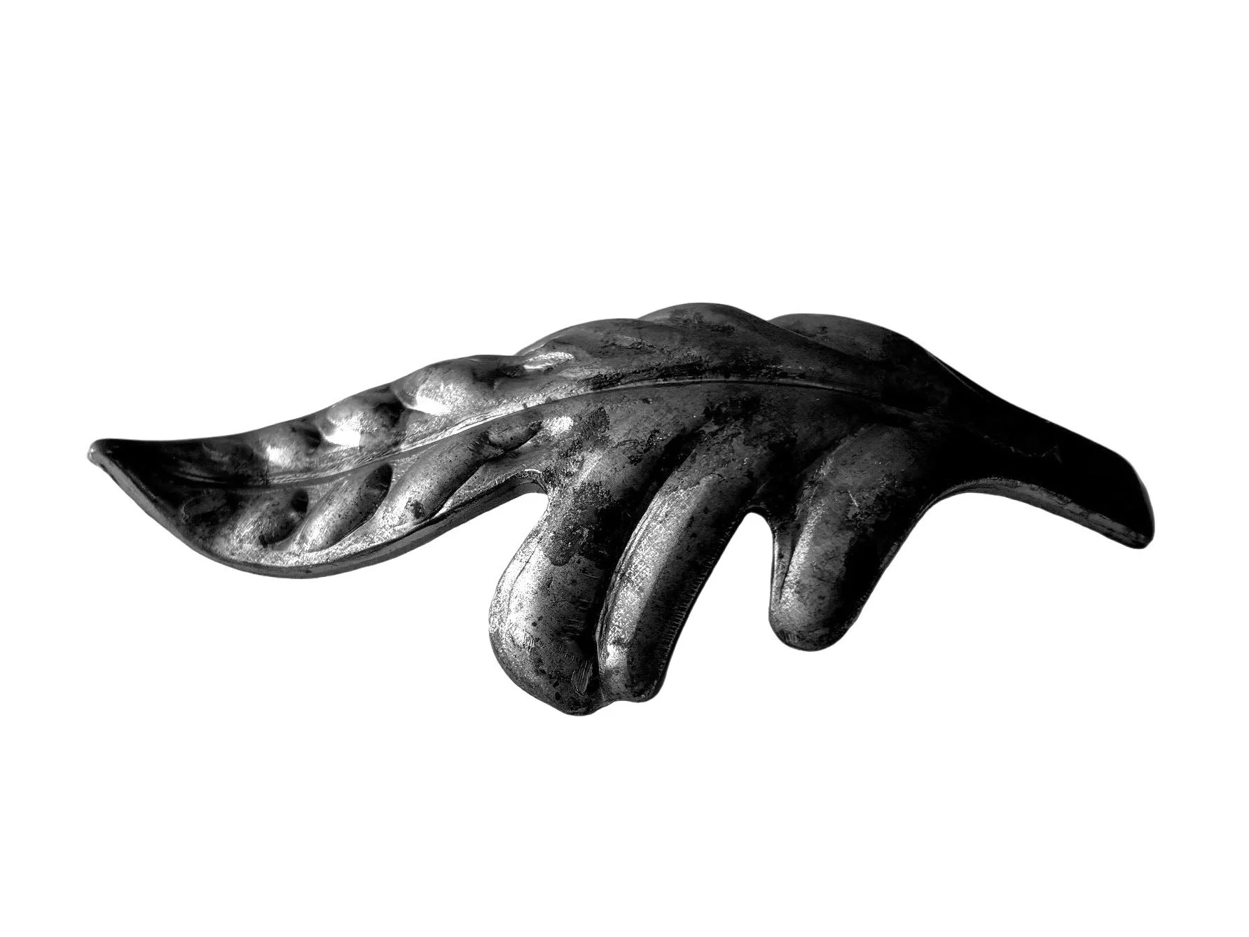 Stalowy Liść Dębu – Lewy (Surowy)