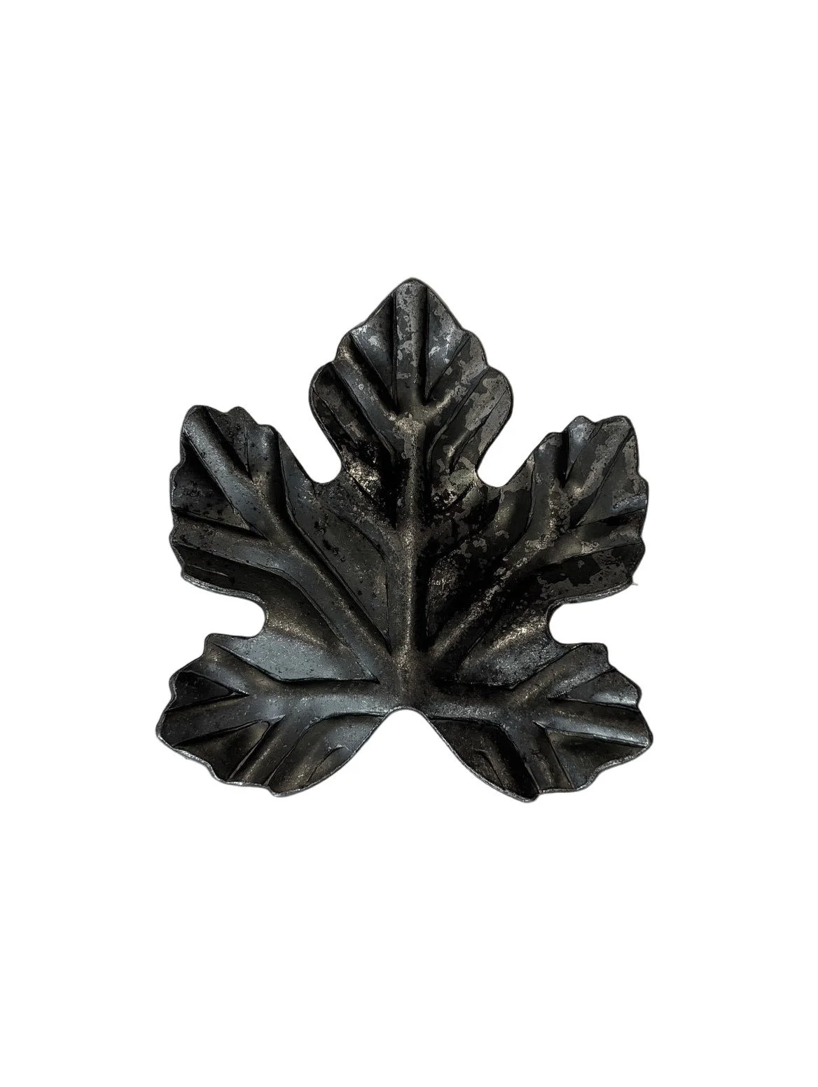 Stalowy Ornament Liść Klonu – Kowalstwo
