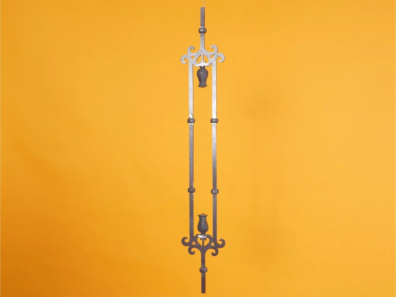 Tralka Kuta - Detal Motywu Lilii (Dolny)